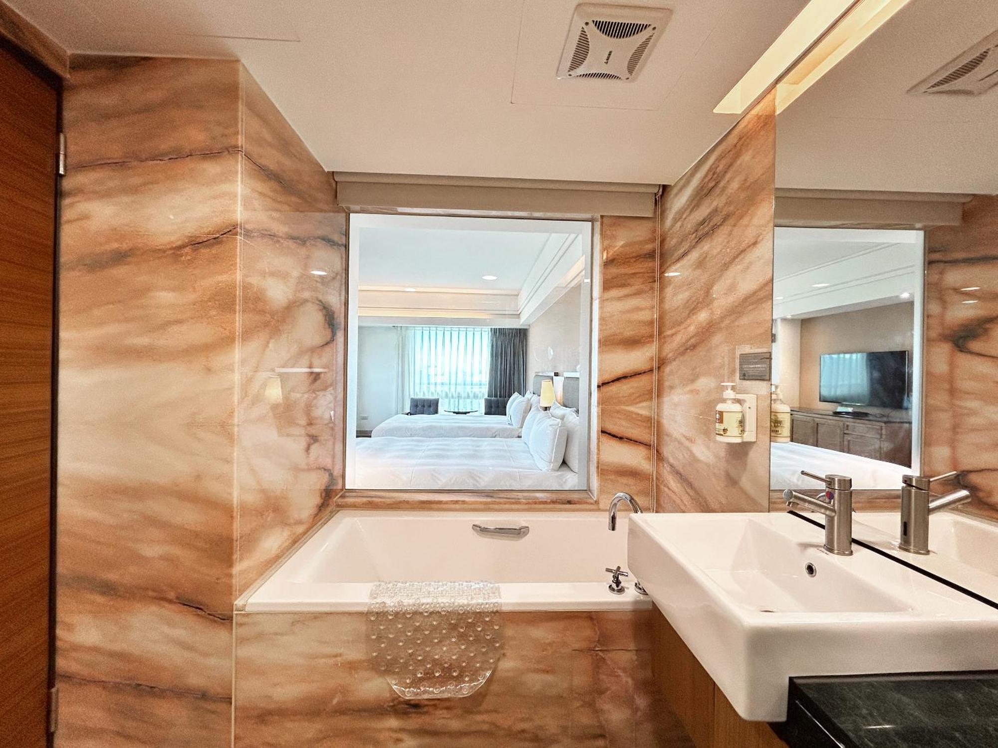 Azure Hotel Hualien City Ngoại thất bức ảnh